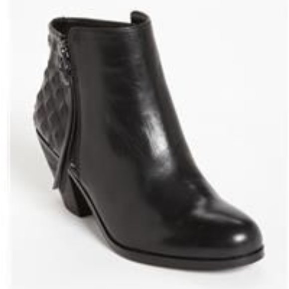 SAM EDELMAN LUCILLE Black Leather Ankle Booties! Size 8.5! - Picture 2 of 6